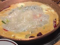 -洱火云南酸菜牛肉火锅(石景山当代商城店)