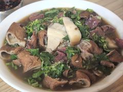 精品卤煮火烧-胖子卤煮