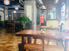 大堂-王明古法砂锅居(开化寺店)