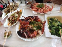 -覃记海鲜美食餐厅