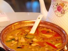 冬阴功汤肥牛-周三的情书花园餐厅(江北店)