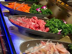 -黑金·寻焰自助百汇·烤肉·火锅(中街店)
