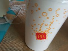 甜品站蜜瓜口味麦旋酷-麦当劳(龙湖北京大兴天街店)