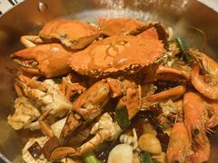 -七欣天香辣蟹火锅(闵行浦江欢乐颂店)
