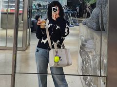 -lululemon(万象城店)