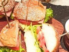 -岷山饭店-芝芝自助餐厅