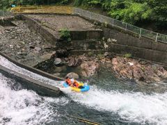 -安吉龙王山峡谷漂流