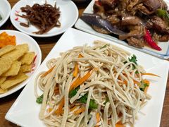 凉拌豆腐丝-鸿毛饺子(紫竹桥店)