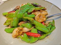 鸡枞菌辣椒炒鲍鱼-万龙洲海鲜(亚运村店)