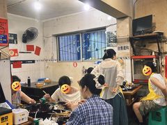 -鸿顺老铁锅美蛙鱼府(解放碑店)