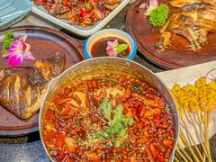 -依呀呀ktv烧烤小串(中山西路店)