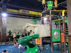 -泉城欧乐堡戏水湾艺术养生温泉