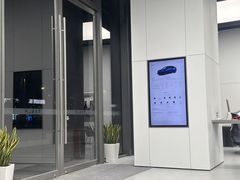 -TESLA 特斯拉(广州天环广场体验店)