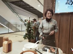 招牌金牌虾饺皇-鹅冠港式茶餐厅(来福士店)