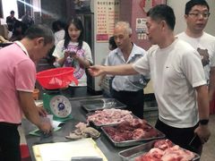 -标记美食新鲜猪杂(兴南大道店)