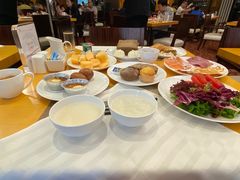 -上海西藏大厦万怡自助餐厅(徐汇店)