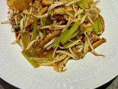 -闫府私房菜(恒隆店)