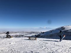 -丝绸之路山地度假区滑雪场