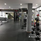 粤语，日语样样精通。一周上五次课，每天都有新鲜感
