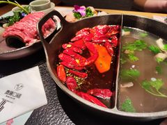 草本鸳鸯锅-盡膳口福跷脚牛肉火锅(晶耀前滩店)