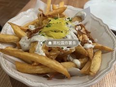-MOMENTI手工意面(晶耀前滩店)