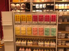 -名创优品(天津市河东万达广场店)