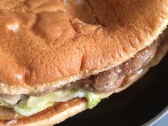 -麦当劳(乳山路店)
