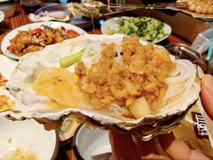 -蚝堡海鲜·威海菜·海肠捞饭·烧烤·亚洲吃蚝公司(幸福门店)