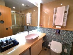 -海豚湾高端月子会所(黄浦店)