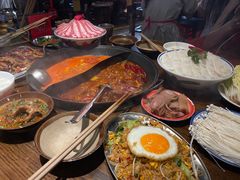 -萍姐火锅·公路夜市(武汉首店)