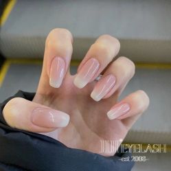 -吉吉靓甲美睫