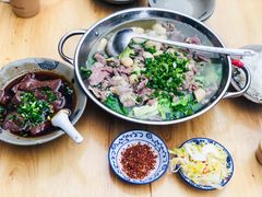 -杨三娘跷脚牛肉(羊子山西路店)
