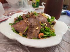 香菜拌牛肉-四妹餐厅(玫瑰街店)