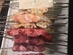羊肉串-長壹旋转烤吧 农家鸡火锅