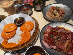 五花肉泡菜饼-Ant 蚂蚁洞烤肉·大营地(上海静安大悦城店)