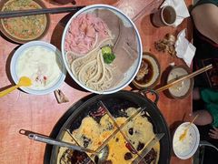 -周小明火锅(黑金冠社区店)