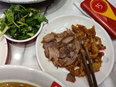 -牛吃草牛肉面(翠柏路店)
