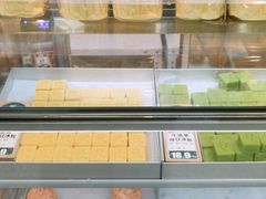-酥大興·新国潮糕点配茶饮(龙岗万达黑金店)