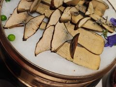 见手青-芸山季·云南山珍菌火锅(人民广场来福士店)