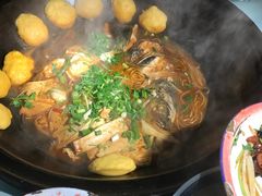 -鱼窝棚柴火铁锅炖(富山屯店)