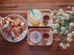 -花苑里咖啡(威远店)