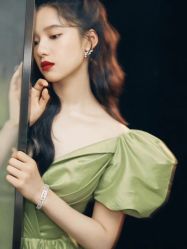 -纯色时光婚纱艺术馆WHITE