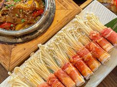 -明洞阿姨·韩式酱蟹烤肉·创意料理(三元桥店)