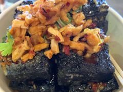 -黑色经典臭豆腐·湖南特产(步行街店)