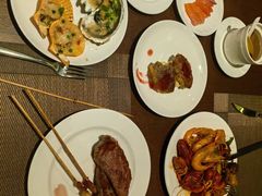 -大中华希尔顿酒店-念自助餐·嗨啤·小龙虾