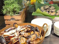 -圣丰索菲特·2 On 988 Café 自助餐厅