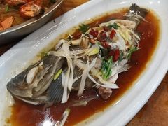 -老东镇啤酒屋海鲜加工·蒸汽海鲜·海鲜烧烤(台东店)