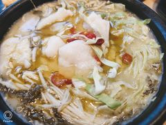 酸菜鱼米线-过桥缘·过桥米线(鲁能城店)