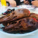 小龙虾是每天江苏新鲜运送的青虾，壳软新鲜肉嫩