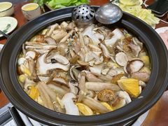 -菌之家·专业纯野生菌火锅·特色炒菌
